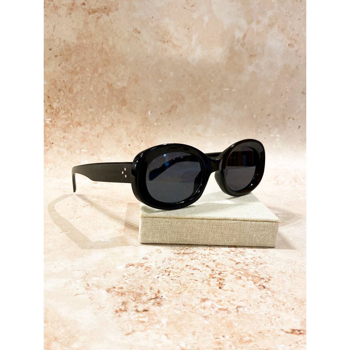 Lexie Retro Oversized Sunglasses: Tortoiseshell