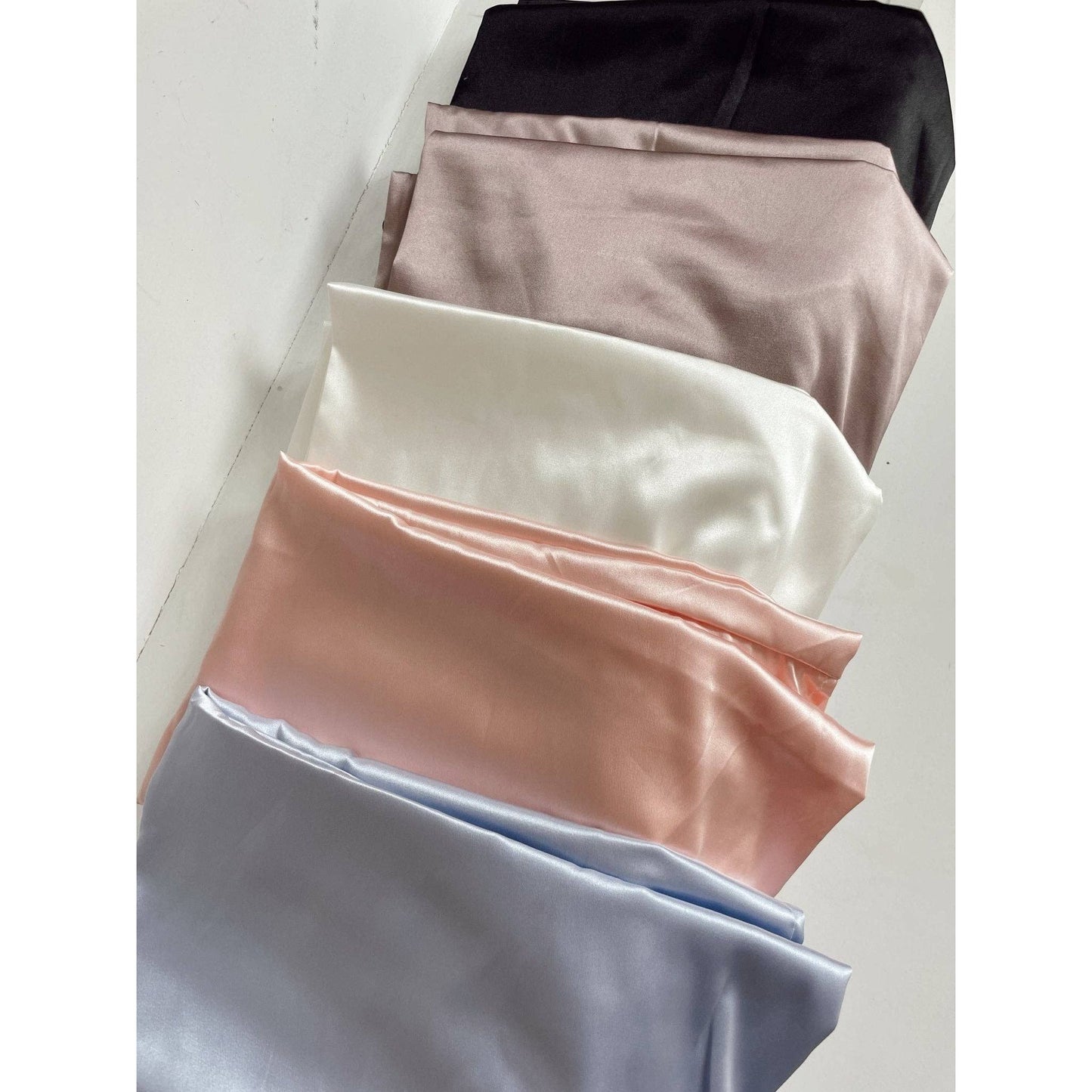 Beyond Scrunchies - 1 SILK PILLOWCASE - Lavender: Standard/Queen