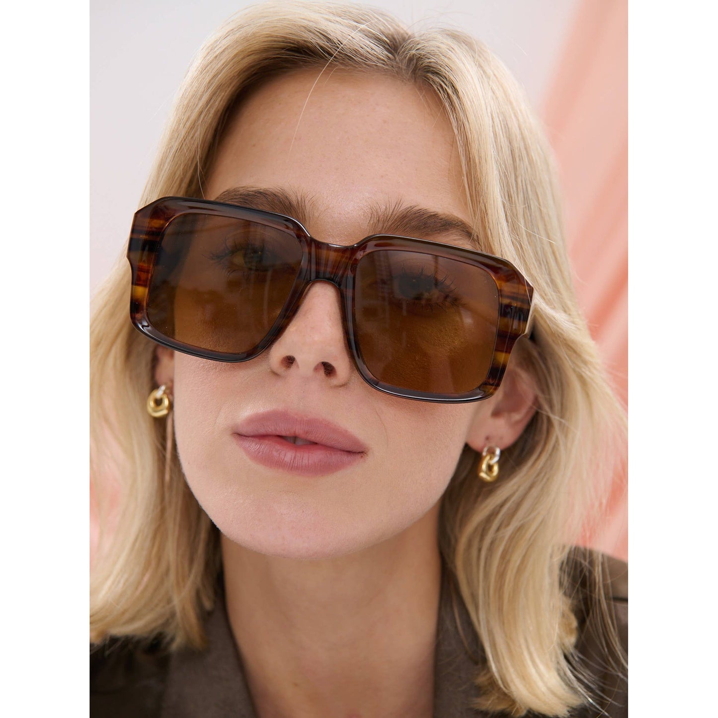 Rini Vintage Square Sunglasses in Brown