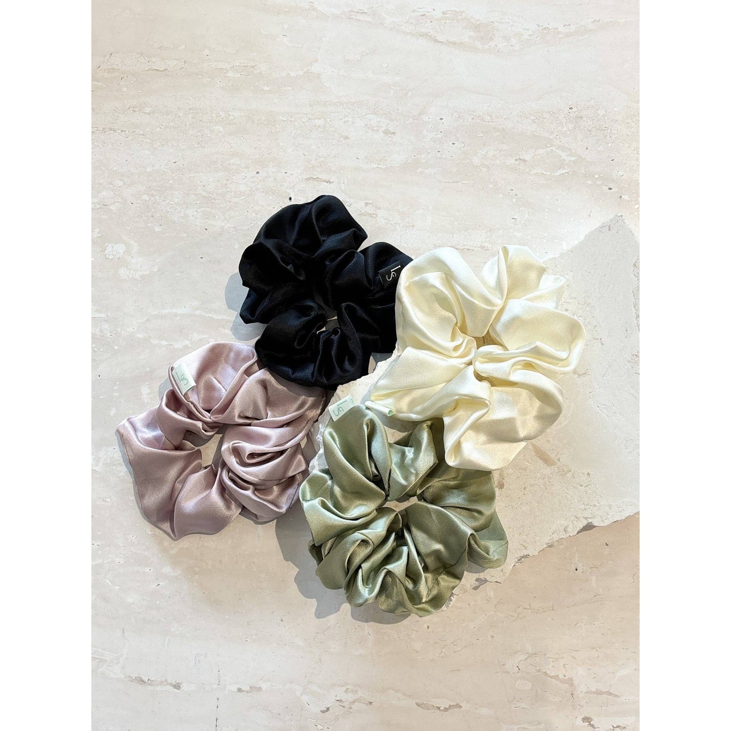 Silk Scrunchie in Sage